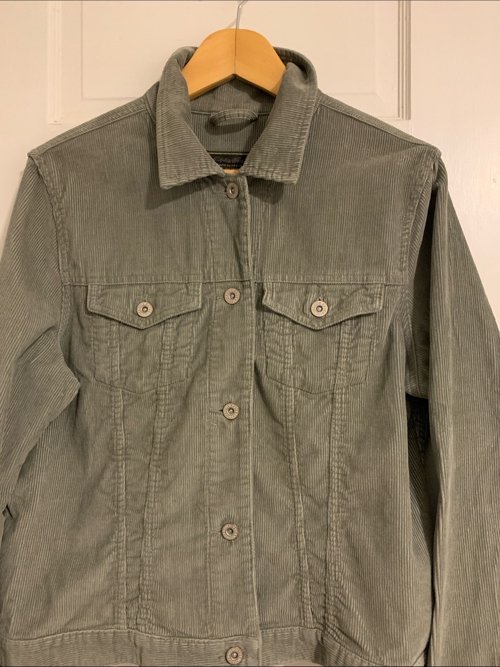 Eddie Bauer | Corduroy Jacket 100% Cotton Size M Sage Green